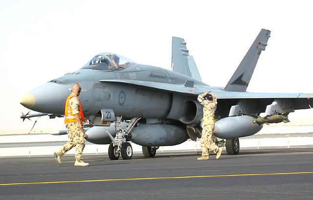 「Australian F/A-18A Hornet」的圖片搜尋結果